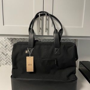 Béis Weekender Bag NWT